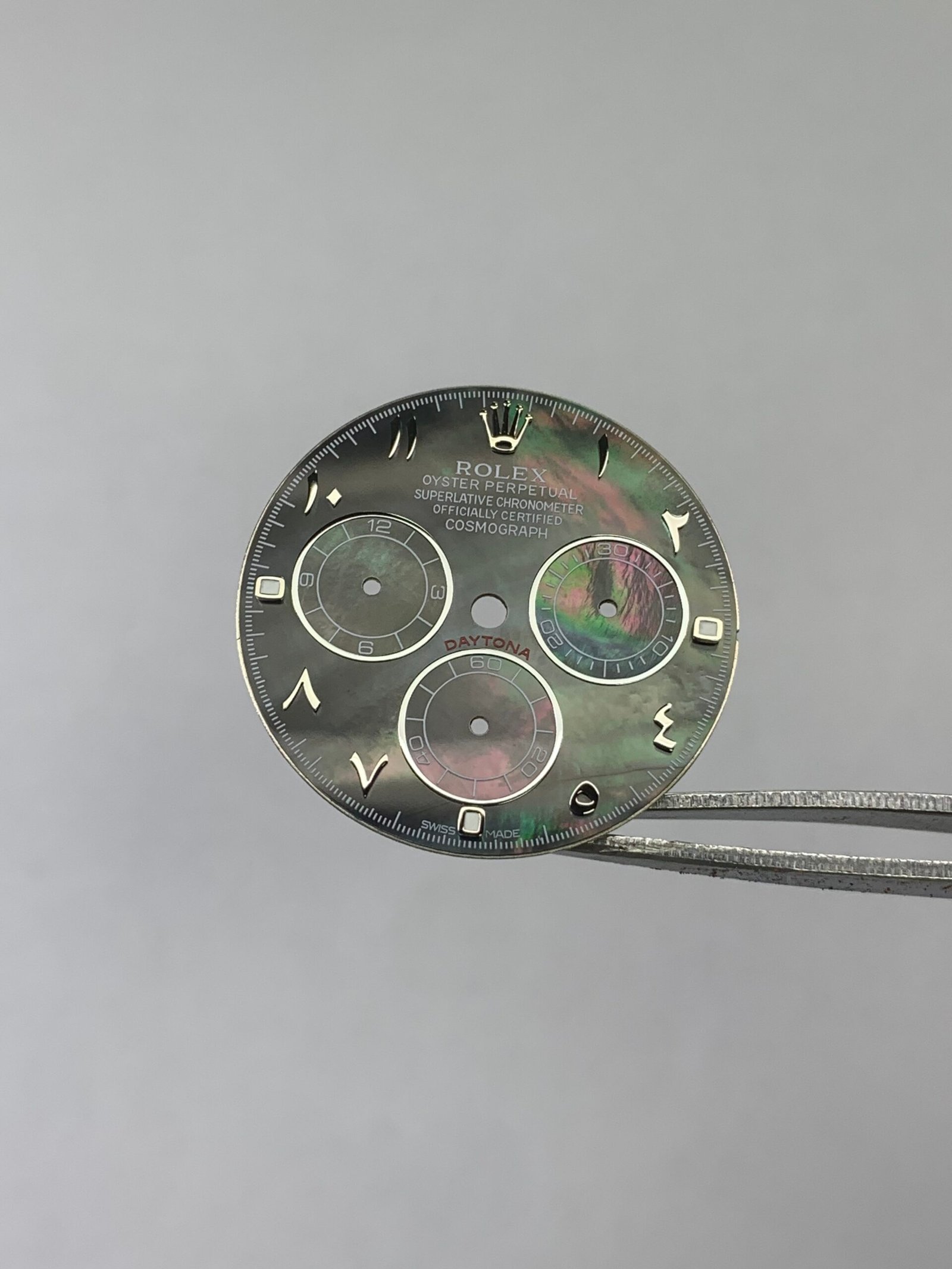 Rolex Daytona natural mother-of-pearl dial is the first choice for modification. Applicable to 4130/4131 movement